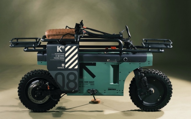 Katalis  X  Kamengski  =  Spacebar